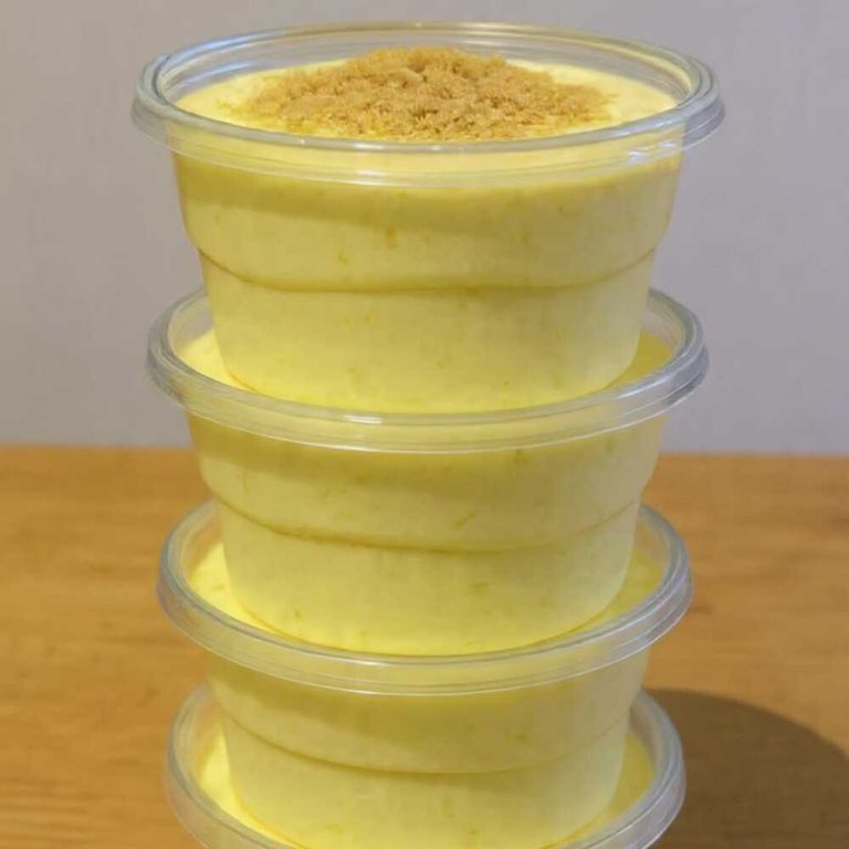 Creamy keto lemon pudding in individual containers